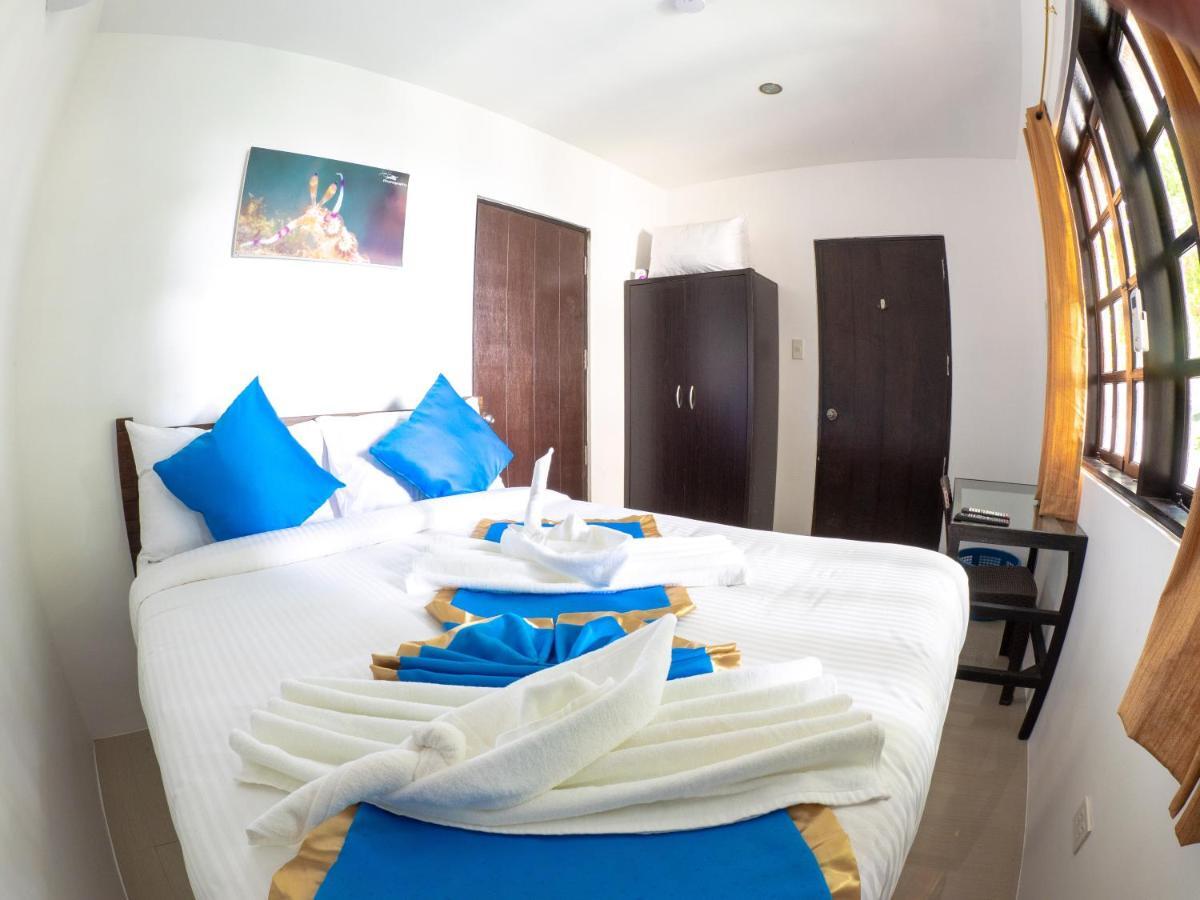 Blue Ribbon Dive Resort Mabini  Exterior photo